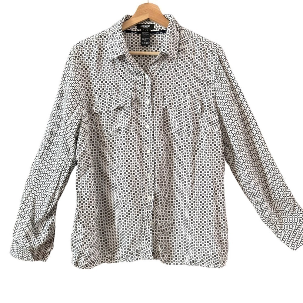 Olsen Graphic Circle Button Front Blouse